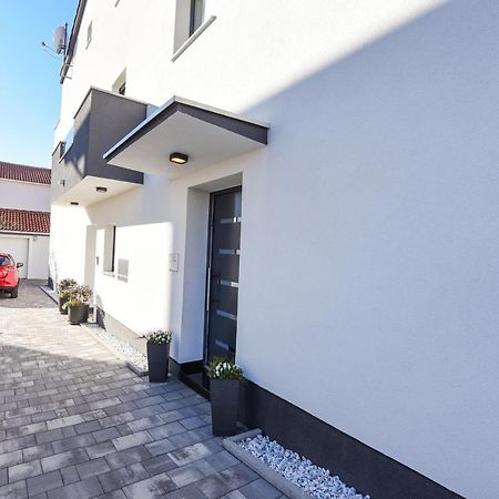 Apartments Lecija 扎达尔 外观 照片