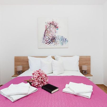Apartments Lecija 扎达尔 外观 照片