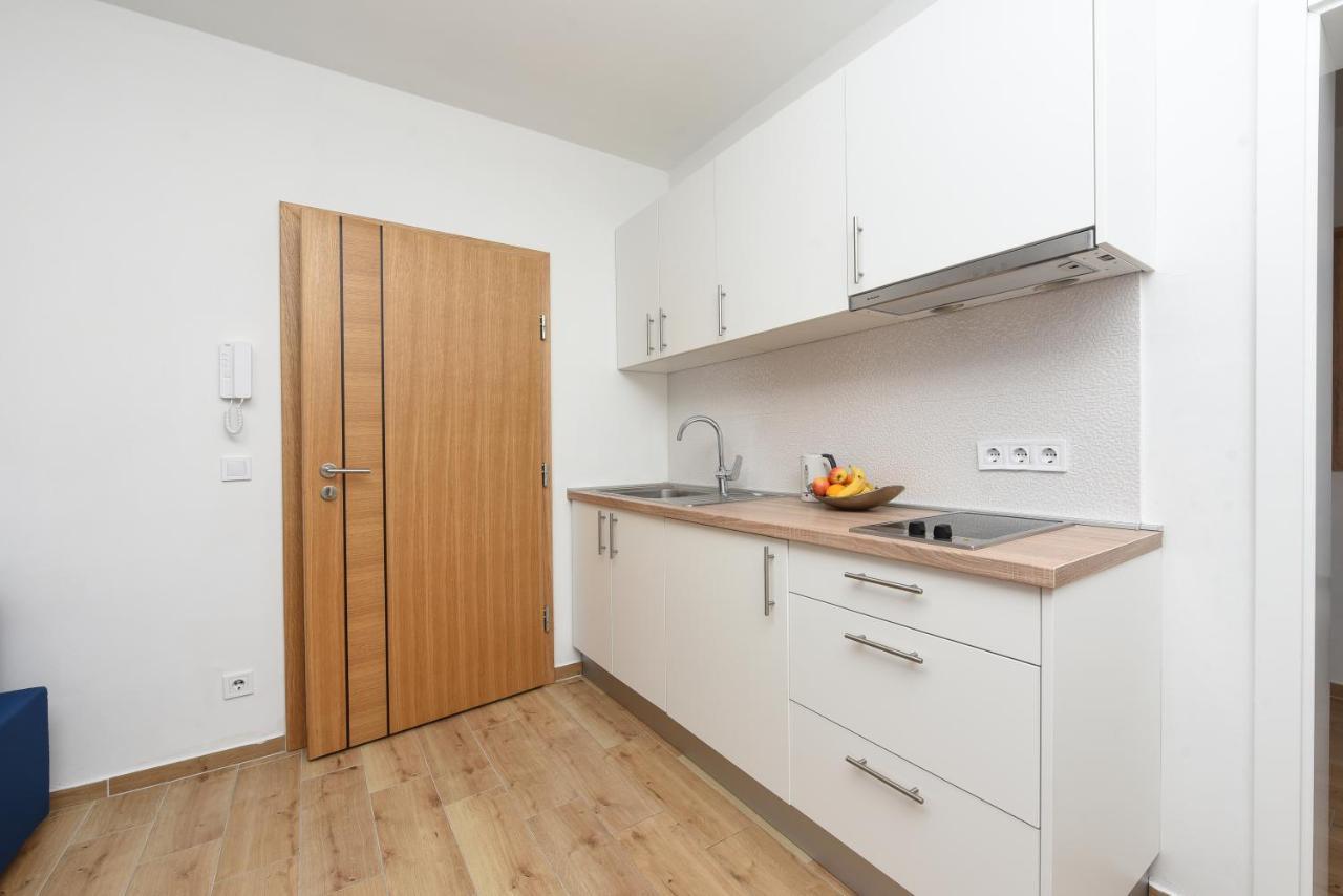 Apartments Lecija 扎达尔 外观 照片