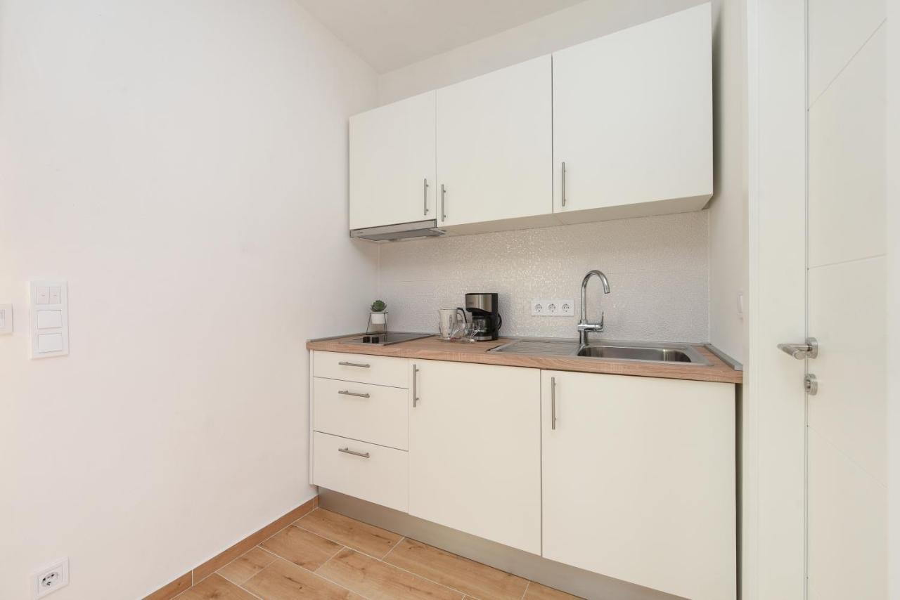Apartments Lecija 扎达尔 外观 照片