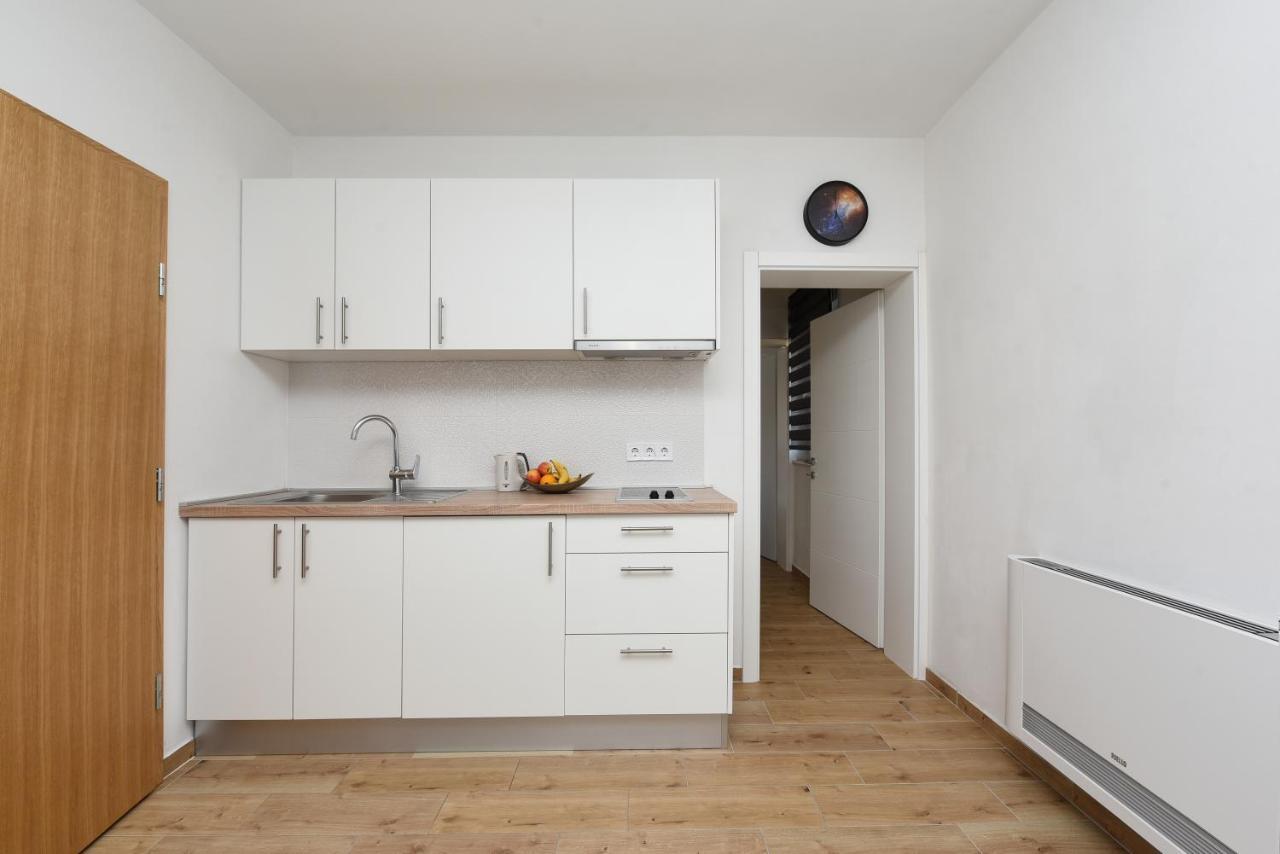Apartments Lecija 扎达尔 外观 照片